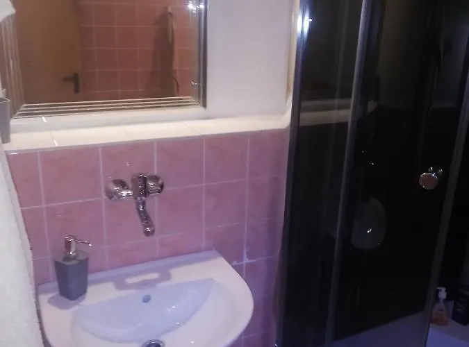 Apartment Privat Femamki *